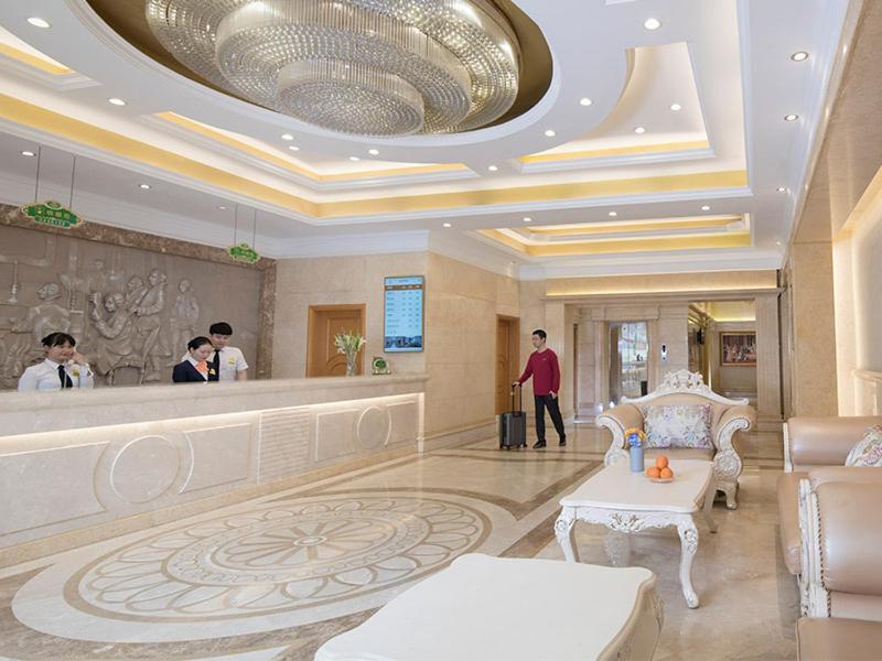 Vienna Hotel Hainan Oriental Avenue Dongfang Exterior foto